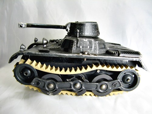 Gama fahrzeuge panzer - fahrzeuge, aus