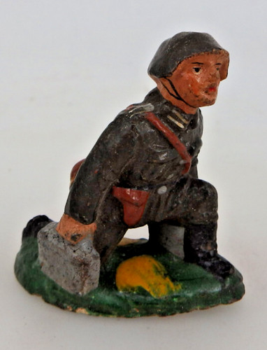 Nva soldat kniend - nva-soldat, mit