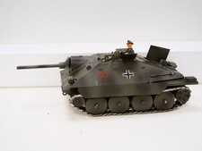 Blech-Panzer mit Beleuchtung