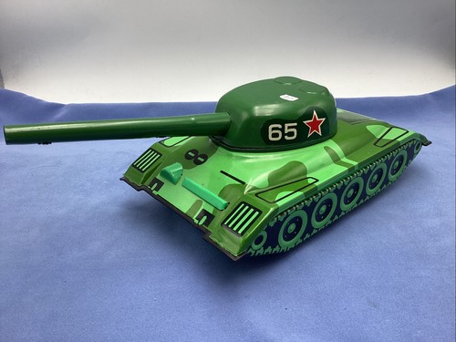 Panzer aus blech udssr - aus,